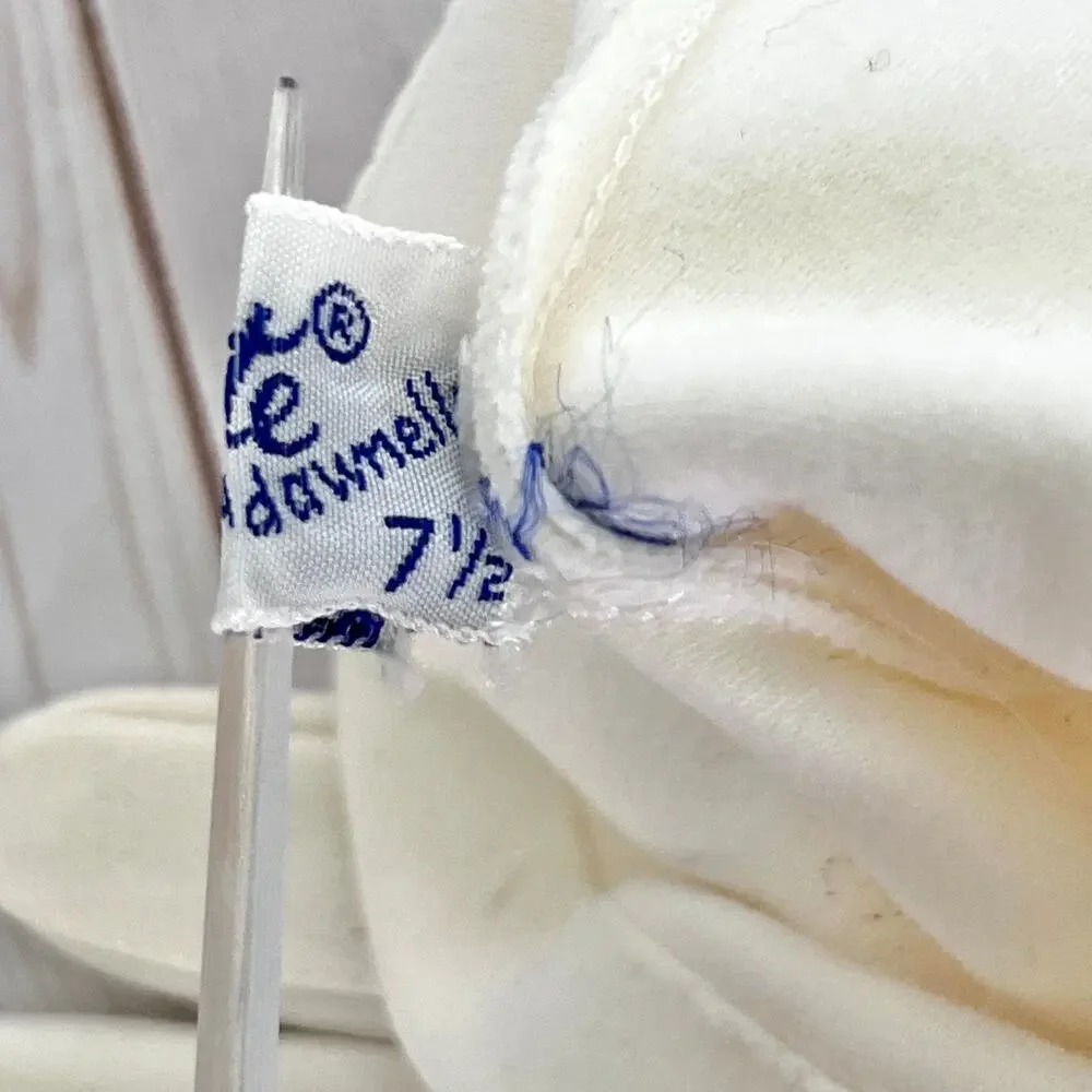 Vintage Mid-Length Fabric Gloves Off-White Embellished Wrist Elvette by Dawnelle
